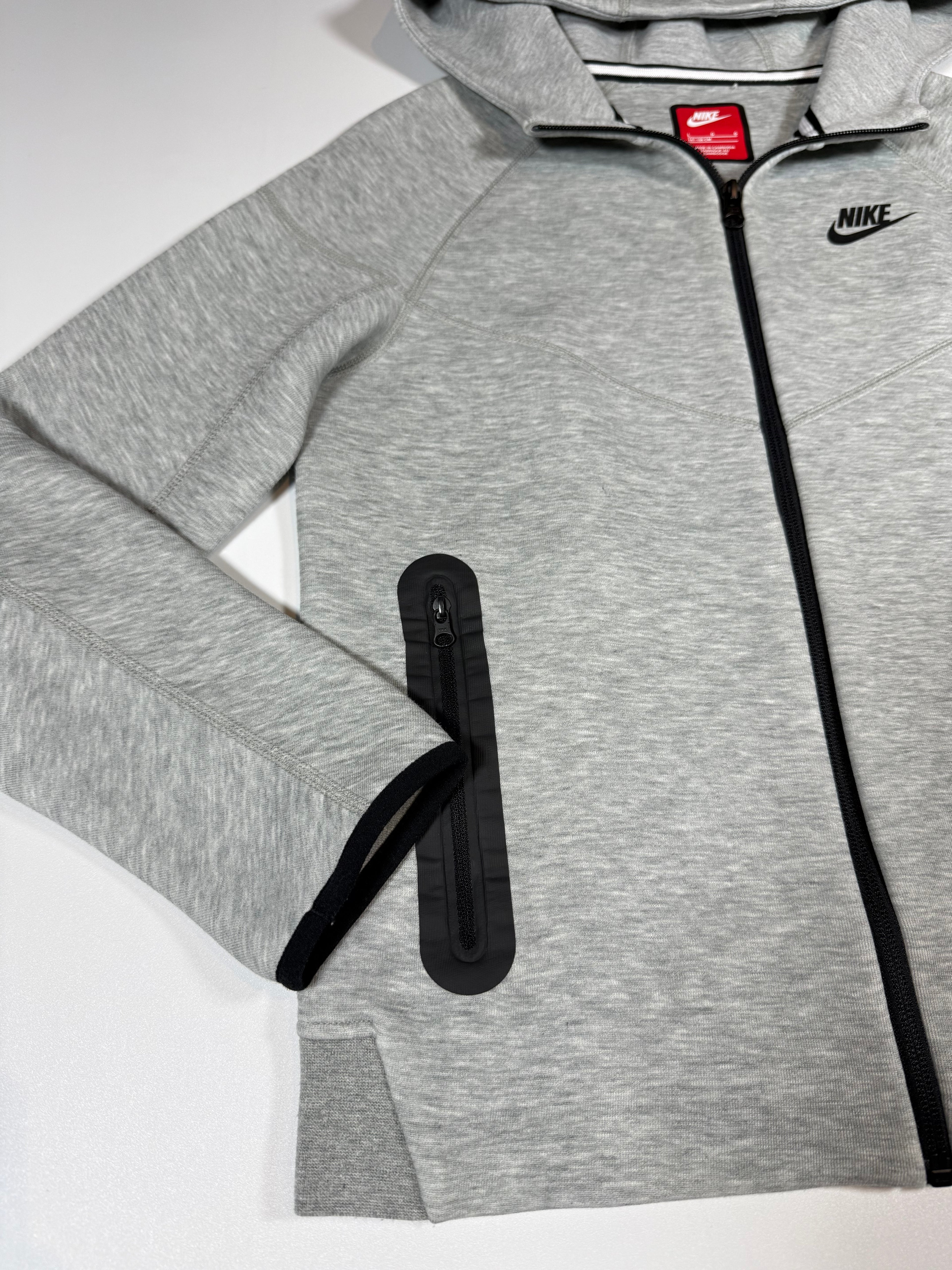 Ensemble Nike Tech Gris