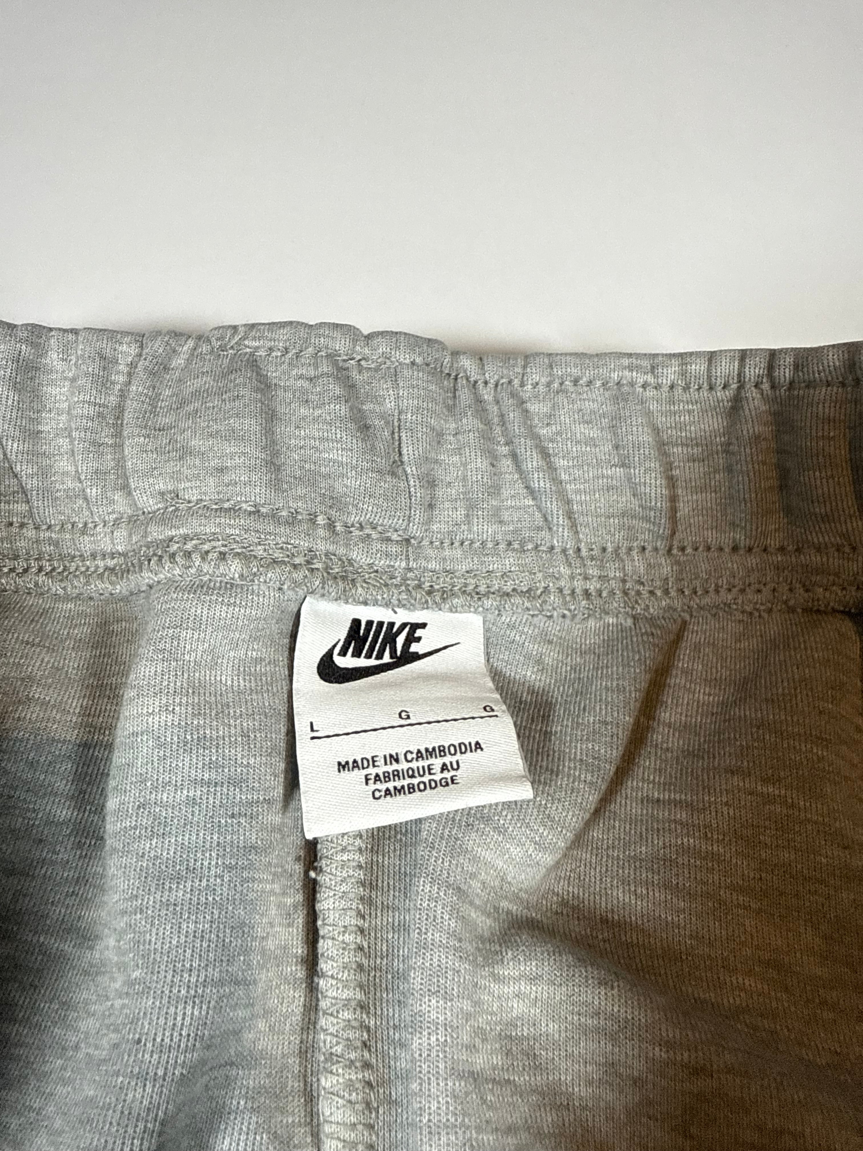 Ensemble Nike Tech Gris
