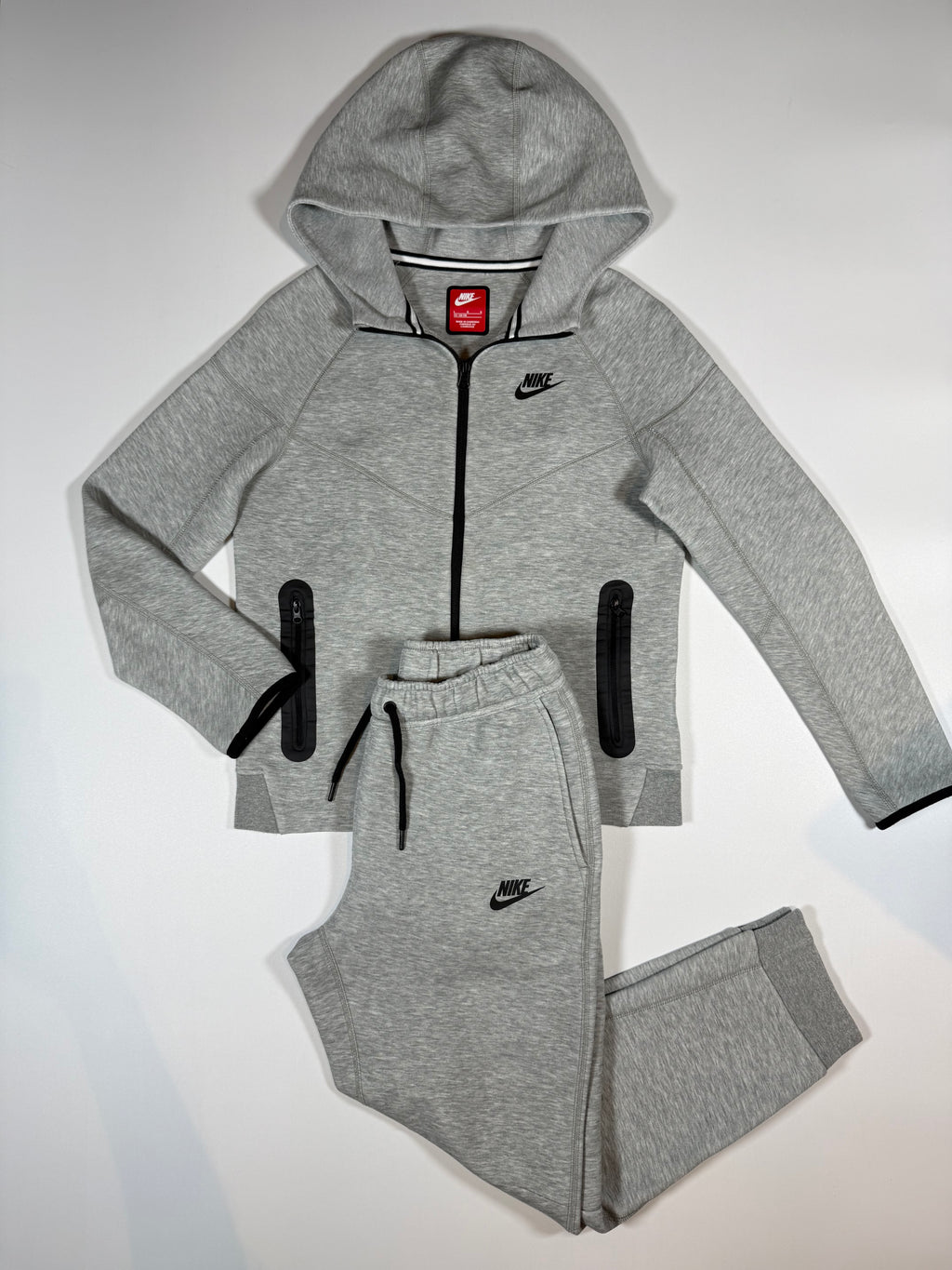 Ensemble Nike Tech Gris