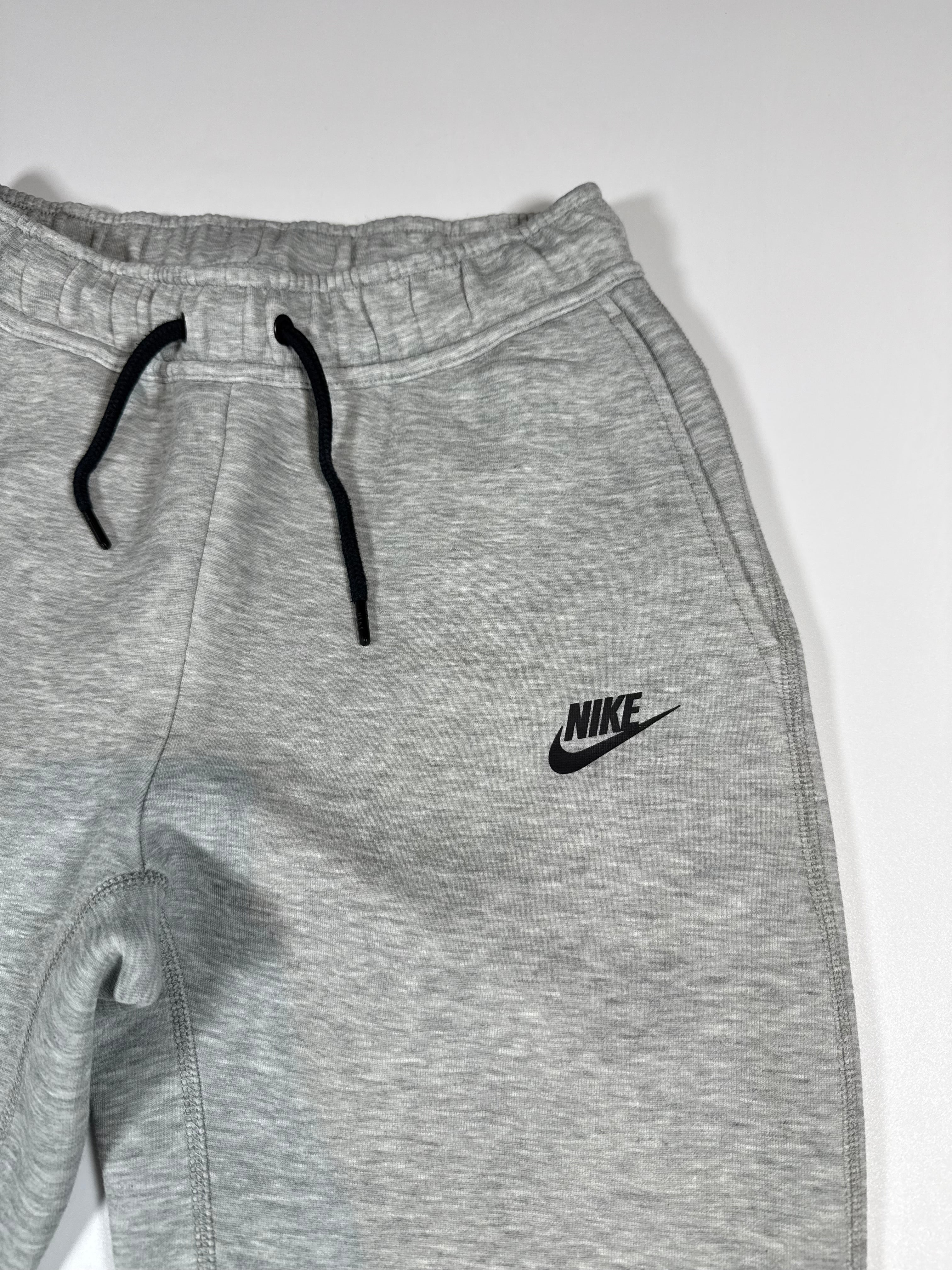 Ensemble Nike Tech Gris
