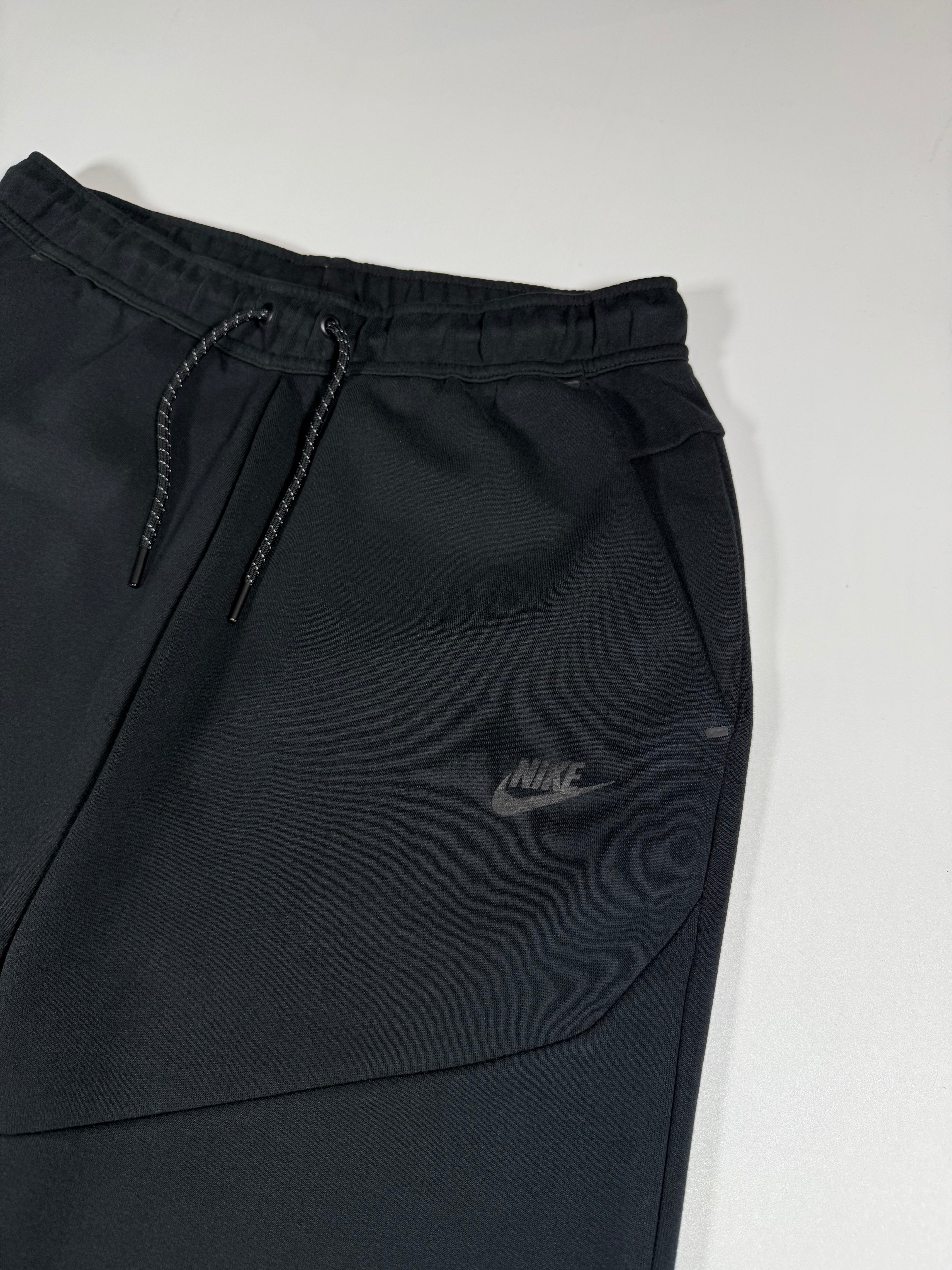 Ensemble Nike Tech Noir Homme