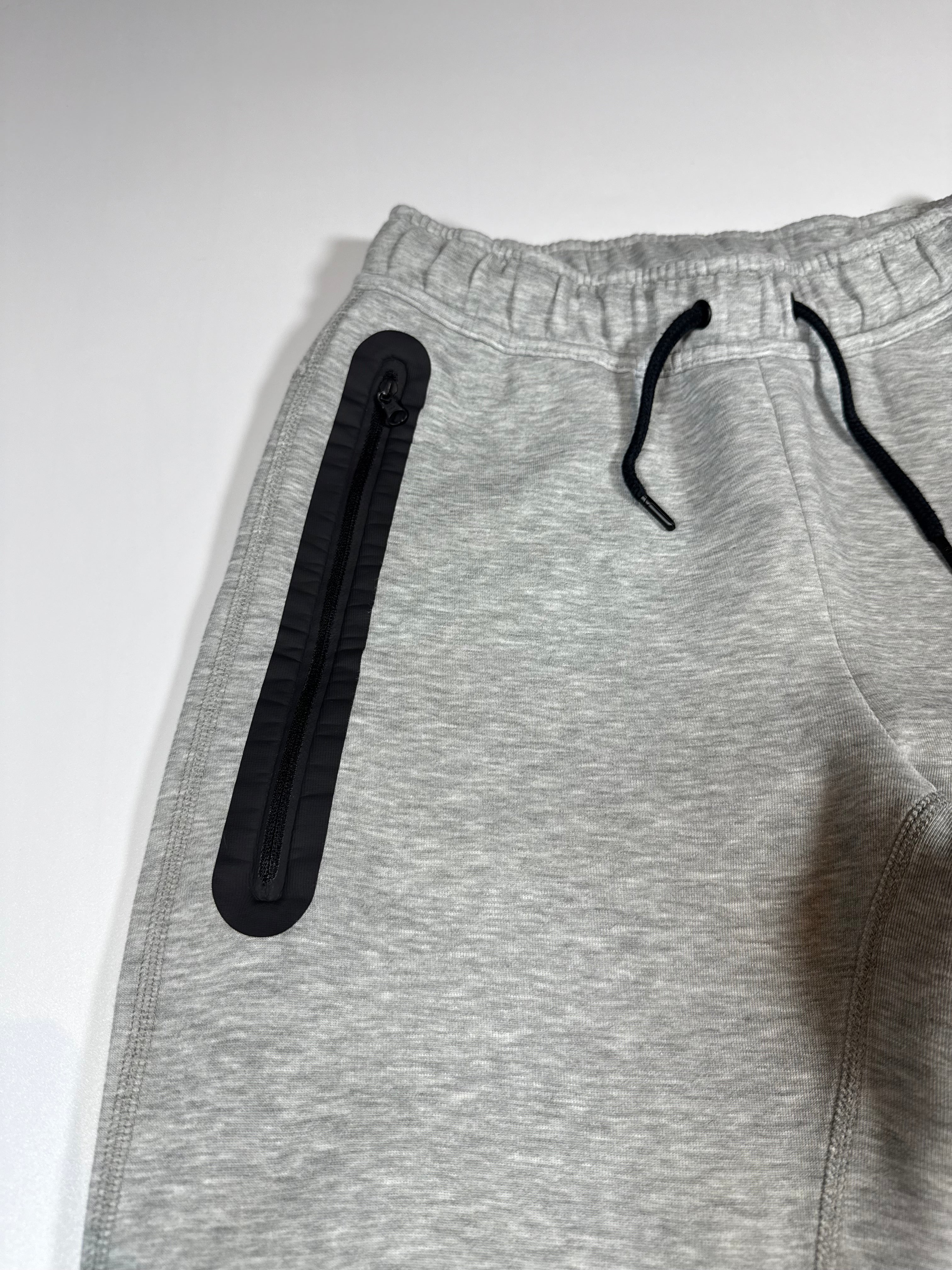 Ensemble Nike Tech Gris